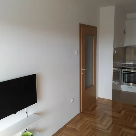 Apartman Dona アパート